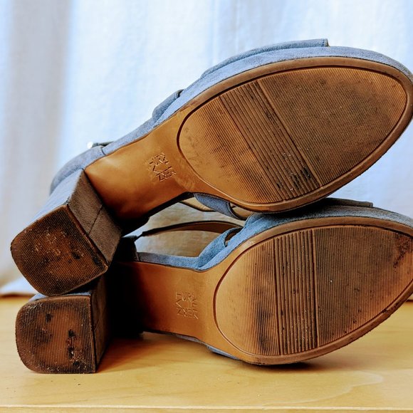 Baby Blue Suede Platform Block Heels (Naturalizer, Size 9.5, NWOT) - Picture 6 of 6